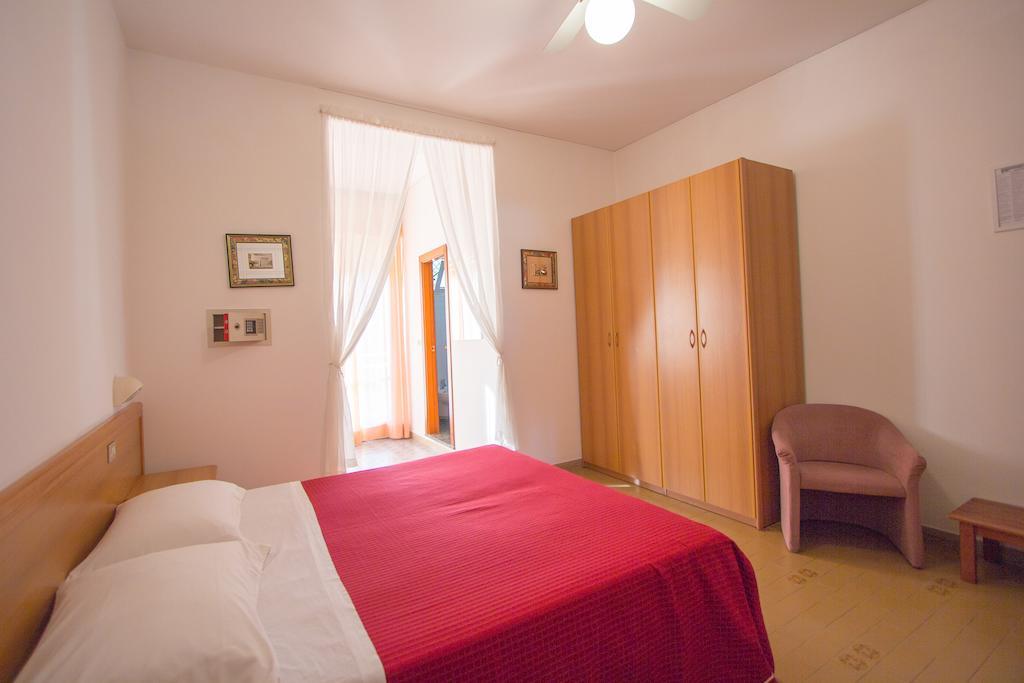 Casa Portofino Rooms&Breakfast Cesenatico Pokoj fotografie